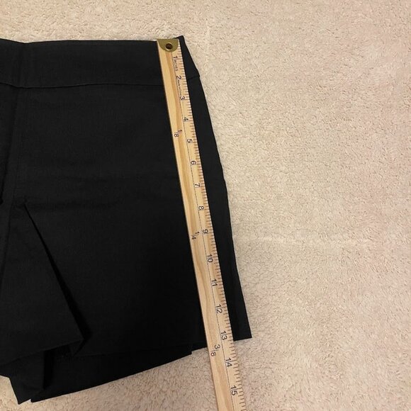 Black Womens Mid-Rise Dress Shorts M Korye Rayon/Nylon/Spandex Blend Stylish & C - Picture 3 of 8